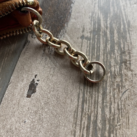 Douney & Bourke cream and brown pebbled leather coin/key/card holder pouch. - Picture 9 of 9